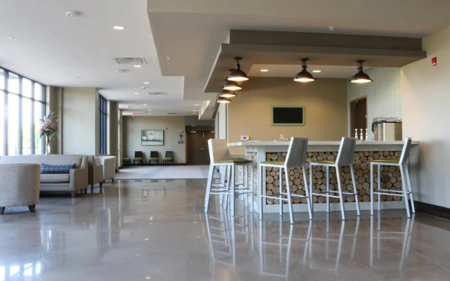 Hotel Indigo Traverse City by IHG