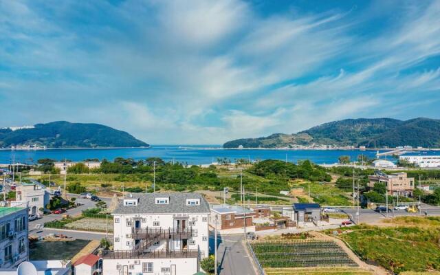 Star moon Pension