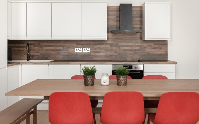 Luxury 2 Bedroom Apartment in Central London