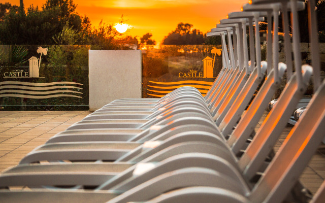 Mnar Castle Apartments