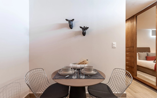 Casai Roma | 1BR | Lira Apartment