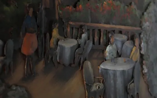 Fall In Love With Paris Hostel