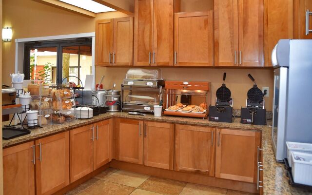 Baymont by Wyndham Orlando East