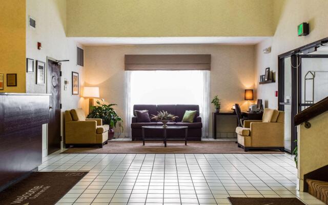 SureStay by Best Western Summerville Flowertown