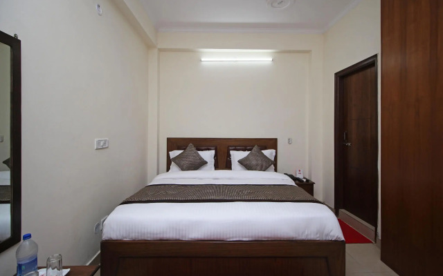 OYO 9273 Surya Palace