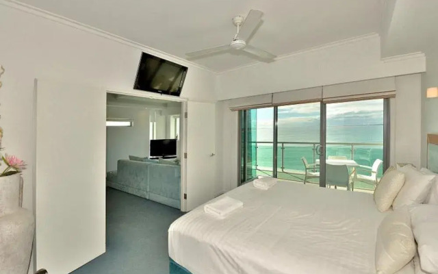 Mandurah Private Collection