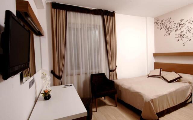 Expo Park Hotel