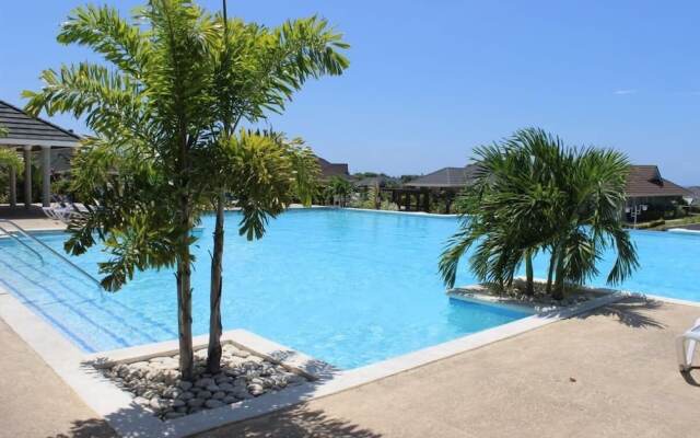 Villas Richmond Estate