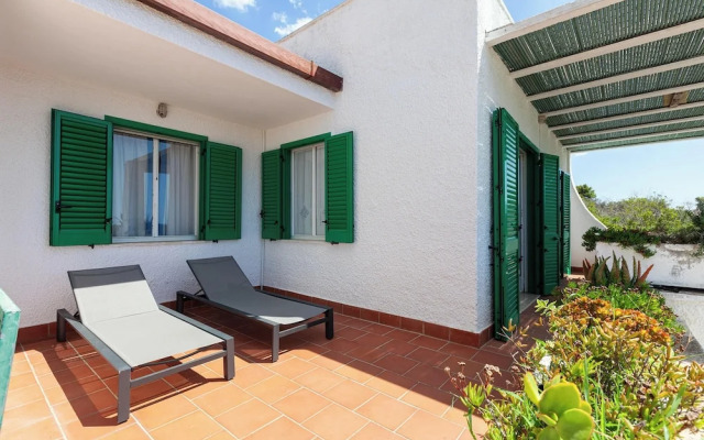 Villa Giorgisa Casale pool sea view