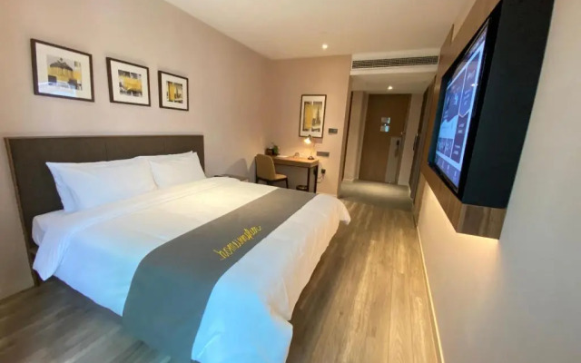 Homeinn Hotel (Wuxi Nanchan Temple Sanyang Square)