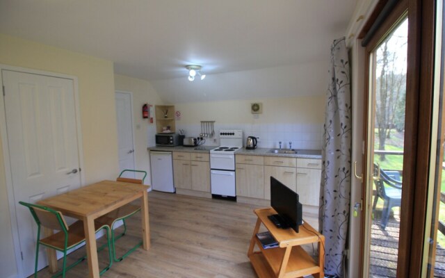 Burnbank Lodges