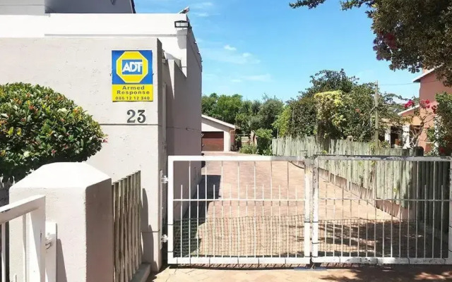 Sedgefield Lagoon Hideout - Kingfisher Drive