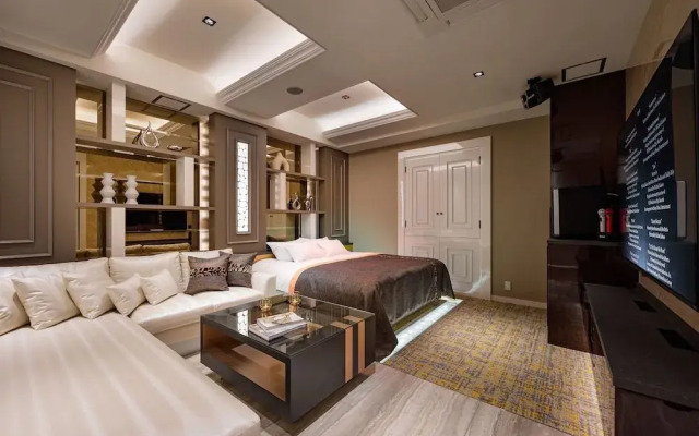 Hotel K-Next
