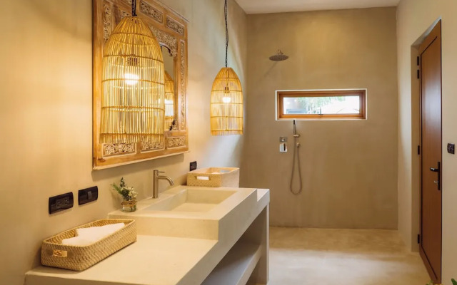Karma Shana Residence