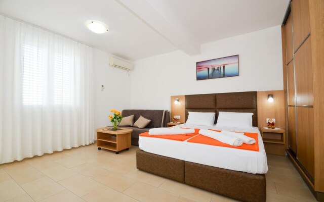 Apartments Ivanovic - Studio With Balcony and sea View