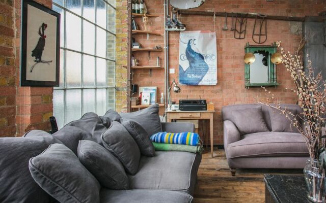 Spacious Loft In Hackney