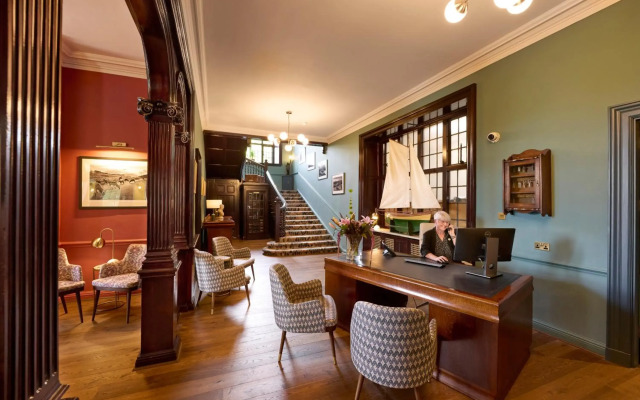 Royal Marine Hotel