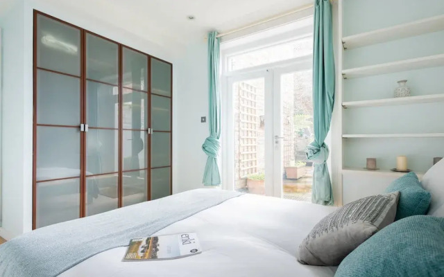 Platinum Apartments next to Kentish Town