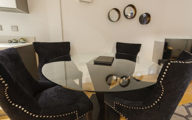 Karah Suites - Peascod Place