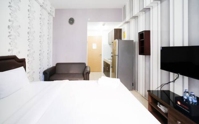 Best Location And Cozy Stay Studio At Bale Hinggil Apartment