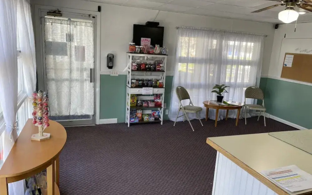 Holiday Vacation Condominium