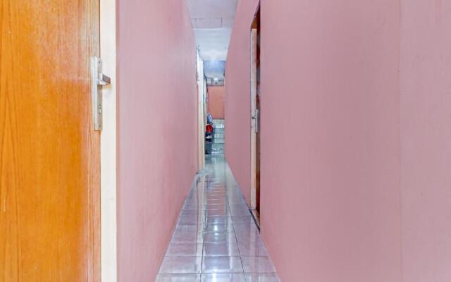 OYO 90743 Kartini Populer