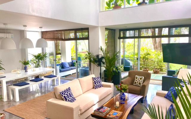 Front Samet Beach house with swimming pool