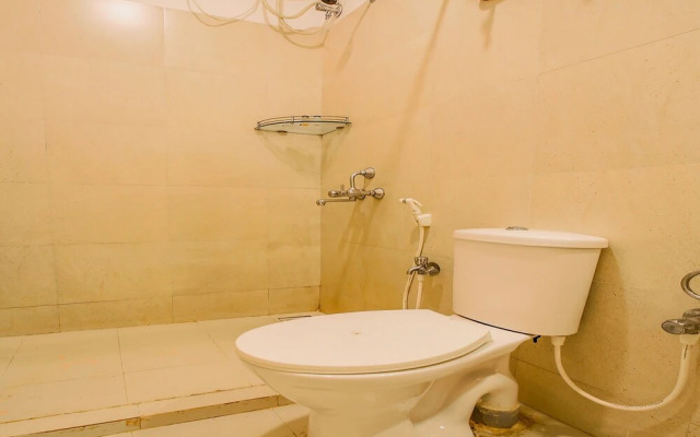 OYO 22056 Arambol Plaza Beach Resort