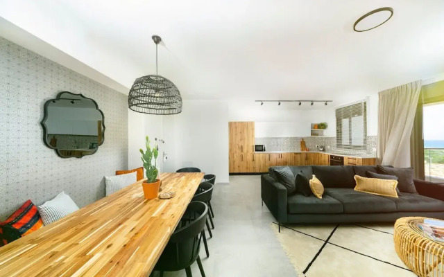 AmazingApartment W Views of Achziv Beach