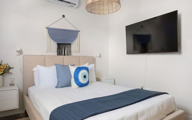 Santorini Villa 9Bd 9B Pool Beach House