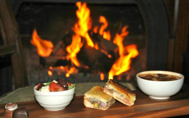 Moodemere Lake House