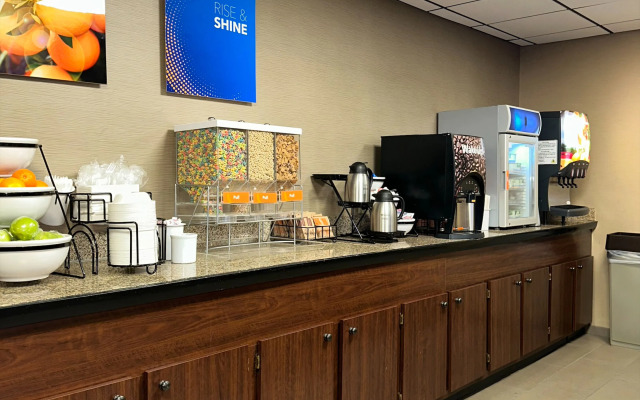 Comfort Inn Falls Church - Tysons Corner