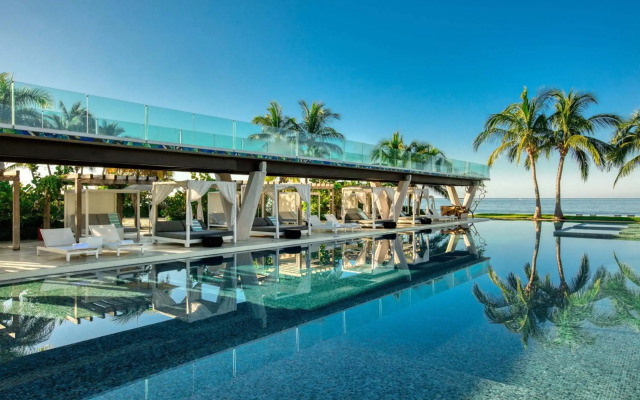 W Punta de Mita