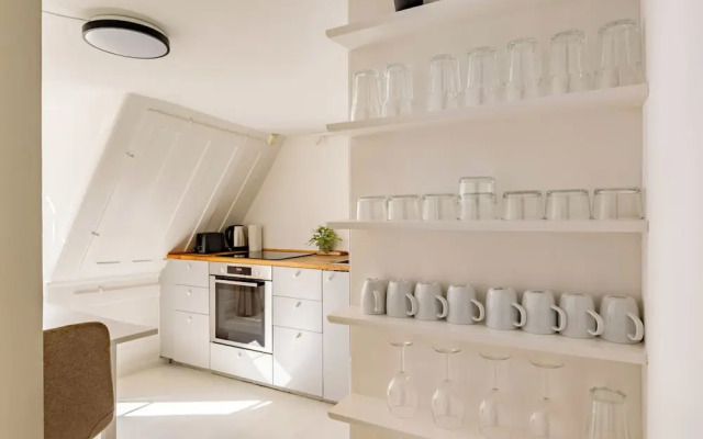Sanders Admiral - Cosy 1-bdr Apt