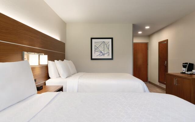 Holiday Inn Express Hotel & Suites Lavonia by IHG