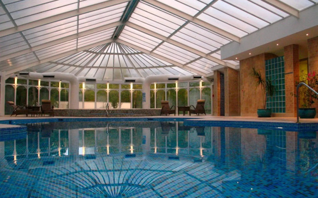 Metropole Hotel and Spa