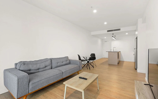 South Brisbane 2 Bedrooms Apartment with Free Parking by KozyGuru