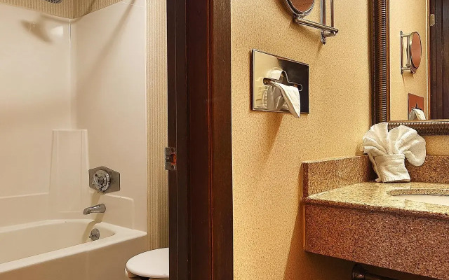 Spark by Hilton Hummelstown Hershey