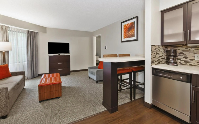 Staybridge Suites Detroit-Utica by IHG