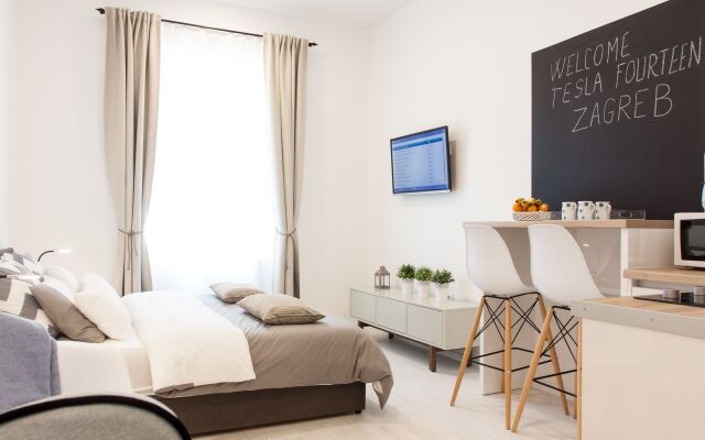 Tesla Boutique Apartments & Rooms