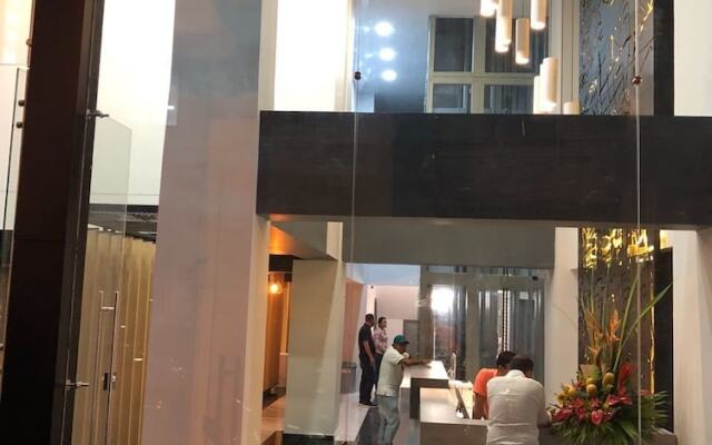 Hotel Doral Inn
