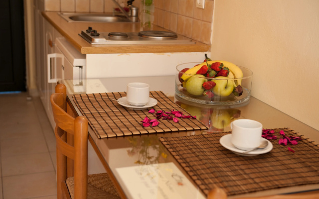 Clio Aparthotel
