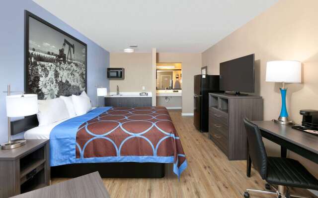 Super 8 by Wyndham Victoria / South / Hwy 59