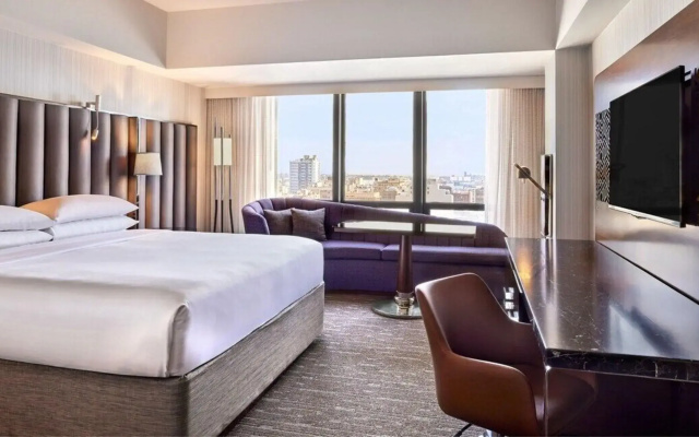 Sheraton Grand Los Angeles