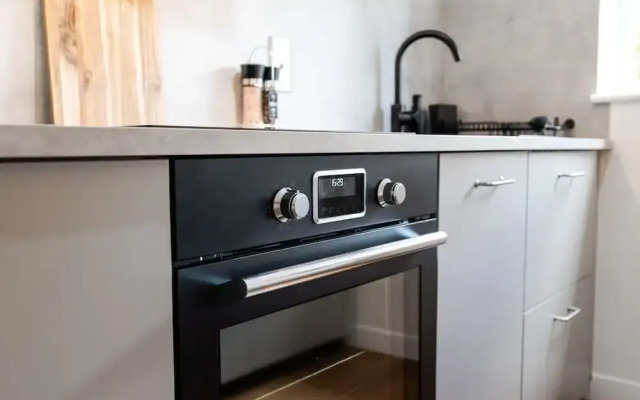 2bedroom Apartment-free Parking