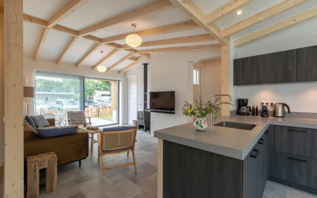 Attractive Home With Terrace