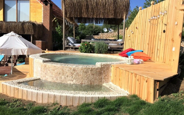 Villa Badem by Akdenizvillam