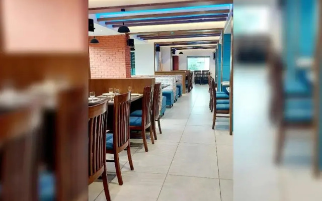 Hotel Red Chillee Restro