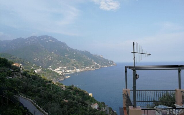 House With 2 Bedrooms in Ravello, With Wonderful sea View, Furnished T