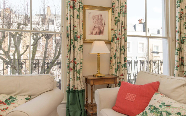 Veeve  House Courtnell Street Notting Hill